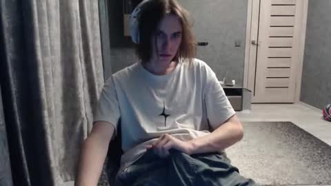 dmitriy250 online show from 10/25/25, 05:40