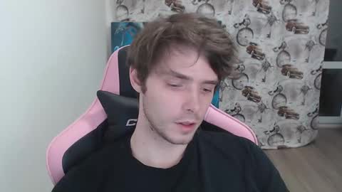 Snapshot of dmitryromanov chatting on 02/22/25, 04:07 Dead A online show from 02/22/25, 04:07