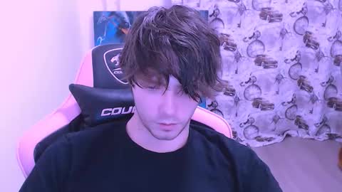 Snapshot of dmitryromanov chatting on 11/21/25, 04:44 Dead A online show from 11/21/25, 04:44