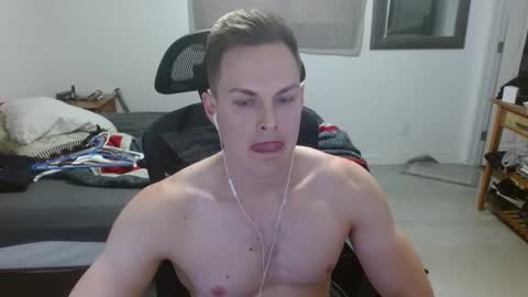 Snapshot of dmoney212 chatting on 02/11/25, 12:38 dmoney212 online show from 02/11/25, 12:38