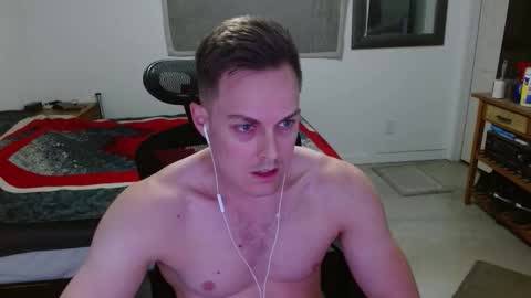 Snapshot of dmoney212 chatting on 01/14/26, 06:30 dmoney212 online show from 01/14/26, 06:30