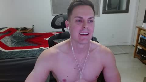 Snapshot of dmoney212 chatting on 02/14/26, 06:21 dmoney212 online show from 02/14/26, 06:21