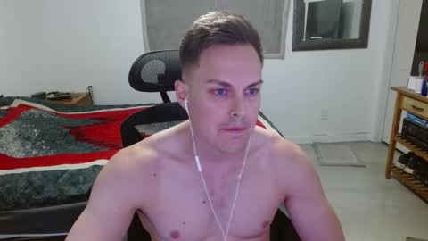 Snapshot of dmoney212 chatting on 02/23/26, 06:22 dmoney212 online show from 02/23/26, 06:22