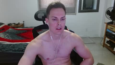 Snapshot of dmoney212 chatting on 04/01/26, 07:00 dmoney212 online show from 04/01/26, 07:00