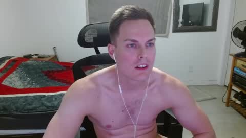 Snapshot of dmoney212 chatting on 04/15/26, 06:09 dmoney212 online show from 04/15/26, 06:09