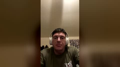 Snapshot of dmont686 chatting on 01/07/26, 11:23 dmont686 online show from 01/07/26, 11:23
