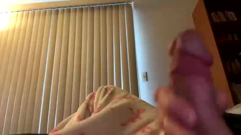 Snapshot of dnice69968127 chatting on 10/11/25, 07:45 dnice69968127 online show from 10/11/25, 07:45