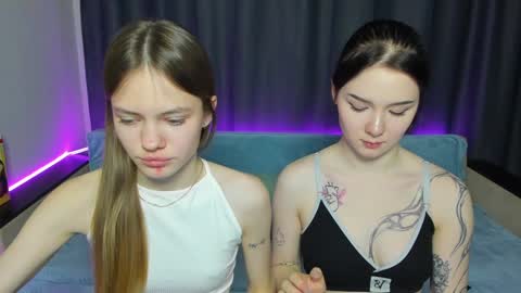 Polly and Kiriko online show from 12/08/24, 05:50