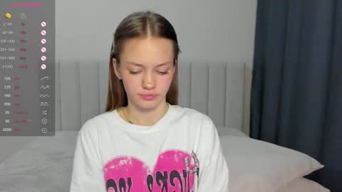 Polly and Kiriko online show from 10/21/25, 10:32