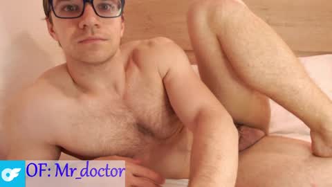 Snapshot of doctors_best_ chatting on 05/16/26, 12:18 doctors best online show from 05/16/26, 12:18
