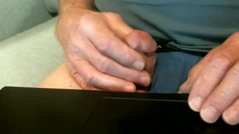 Snapshot of docwanker chatting on 06/18/26, 02:32 Doc online show from 06/18/26, 02:32