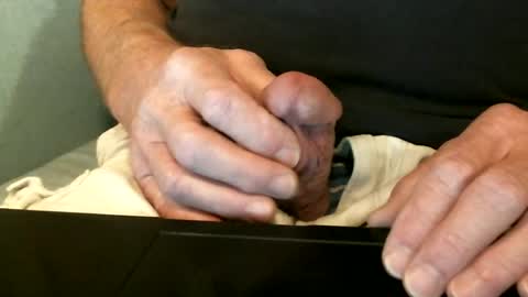 Snapshot of docwanker chatting on 06/20/26, 04:15 Doc online show from 06/20/26, 04:15