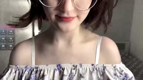 Annie PVT IS OPEN online show from 06/17/26, 10:00
