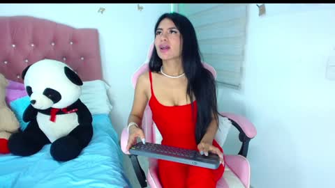 Snapshot of doe_sofi chatting on 01/17/25, 07:30 sofi online show from 01/17/25, 07:30