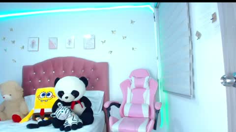 Snapshot of doe_sofi chatting on 02/04/25, 05:21 sofi online show from 02/04/25, 05:21