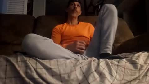 dogbone999081 online show from 10/28/25, 09:57