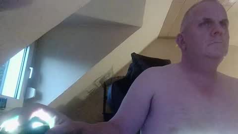 Snapshot of doggy2629 chatting on 10/30/25, 04:19 doggy2629 online show from 10/30/25, 04:19