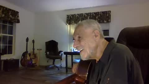 Snapshot of dogluc7 chatting on 12/04/24, 02:20 dogluc7 online show from 12/04/24, 02:20