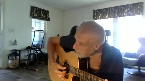 Snapshot of dogluc7 chatting on 03/03/25, 06:44 dogluc7 online show from 03/03/25, 06:44