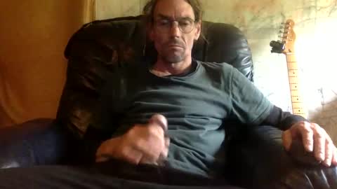 dogstarmanitee online show from 11/16/25, 06:08