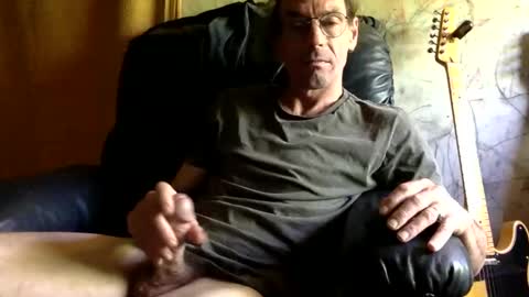 dogstarmanitee online show from 12/18/25, 04:51