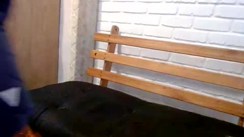 Snapshot of dogtattoo77 chatting on 10/19/25, 06:19 dogtattoo77 online show from 10/19/25, 06:19