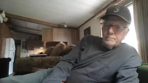 Snapshot of doingmyself69 chatting on 04/13/26, 05:51 doingmyself69 online show from 04/13/26, 05:51
