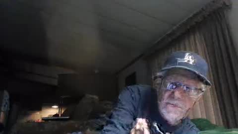 Snapshot of doingmyself69 chatting on 04/21/26, 01:07 doingmyself69 online show from 04/21/26, 01:07