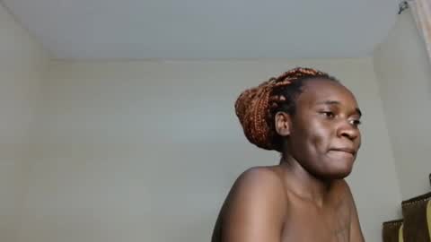 Dolce online show from 11/21/25, 10:19