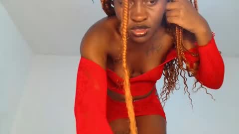 Dolce online show from 12/02/25, 06:58