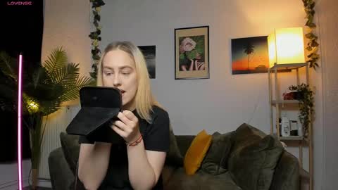 Betty online show from 03/01/25, 06:13