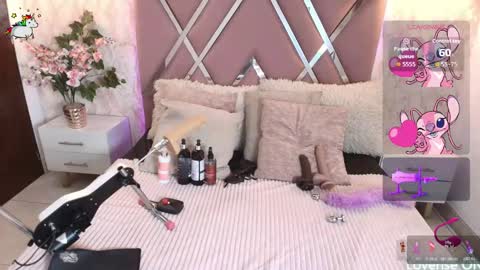 Snapshot of dolce_pearl chatting on 11/15/25, 04:21 Dolce Pearl online show from 11/15/25, 04:21