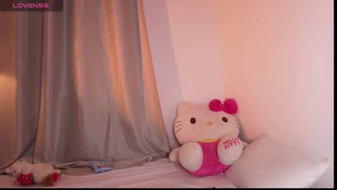 Snapshot of dolceangel__ chatting on 03/18/26, 02:04 Blair online show from 03/18/26, 02:04