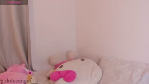 Snapshot of dolceangel__ chatting on 06/17/26, 02:03 Blair online show from 06/17/26, 02:03