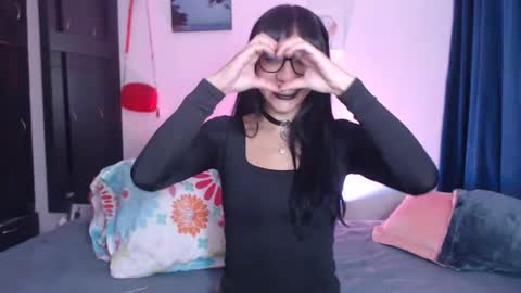 Snapshot of dolceclown_ chatting on 09/09/25, 03:28 dolceclown_ online show from 09/09/25, 03:28