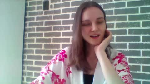 Snapshot of dolcezza_ chatting on 04/15/26, 11:28 dolcezza_ online show from 04/15/26, 11:28