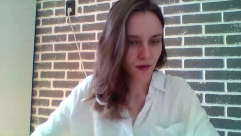 Snapshot of dolcezza_ chatting on 04/22/26, 10:06 dolcezza_ online show from 04/22/26, 10:06
