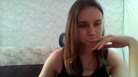 Snapshot of dolcezza_ chatting on 05/06/26, 10:42 dolcezza_ online show from 05/06/26, 10:42