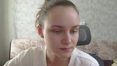 Snapshot of dolcezza_ chatting on 05/28/26, 11:51 dolcezza_ online show from 05/28/26, 11:51