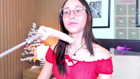 Bella  online show from 12/05/25, 07:54