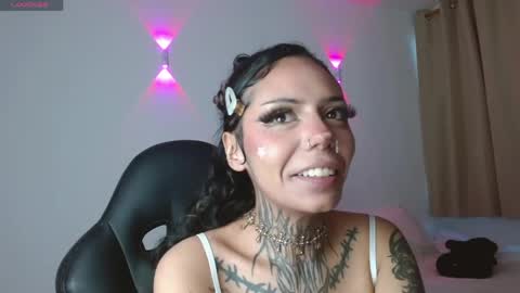 Kora  online show from 04/18/26, 02:54