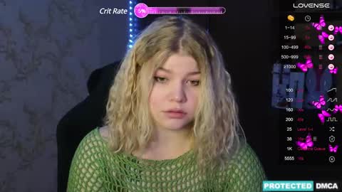 Chloe online show from 12/12/24, 03:43