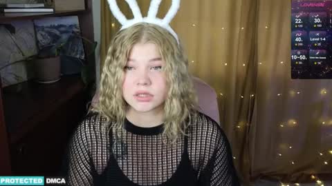 Chloe online show from 01/20/25, 10:18