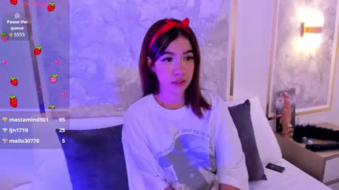 Snapshot of doll_eyeess_ chatting on 11/22/25, 02:49 D online show from 11/22/25, 02:49