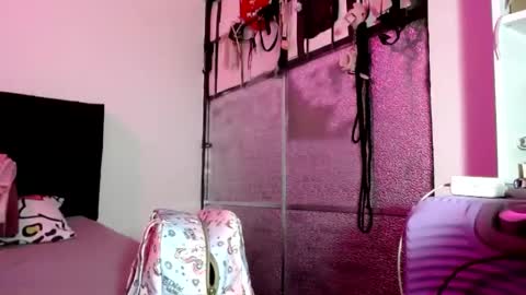 Snapshot of doll_sary chatting on 01/26/25, 04:20 Catherine XXX online show from 01/26/25, 04:20