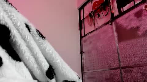 Snapshot of doll_sary chatting on 02/02/25, 04:15 Catherine XXX online show from 02/02/25, 04:15