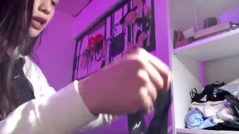 Snapshot of doll_sary chatting on 02/15/25, 11:50 Catherine XXX online show from 02/15/25, 11:50