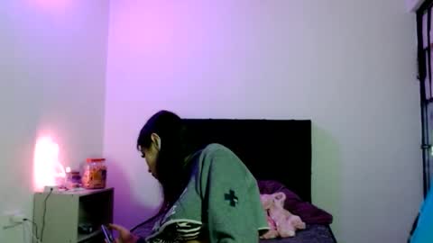 Snapshot of doll_sary chatting on 02/19/25, 10:34 Catherine XXX online show from 02/19/25, 10:34