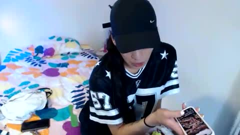 Snapshot of doll_sary chatting on 04/22/26, 07:04 Catherine XXX online show from 04/22/26, 07:04