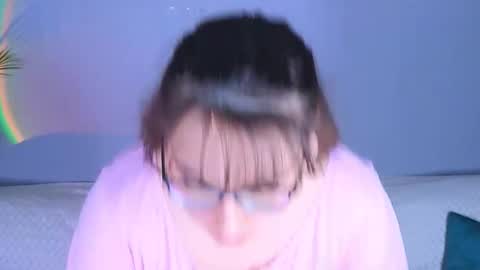 Tessa online show from 10/04/25, 03:10